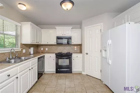 33747 Fairhaven Ave, Walker, LA 70785 photo 9