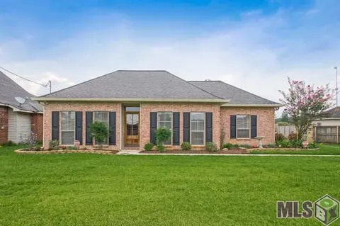 30392 Paul Dr, Walker, LA 70785 photo 1