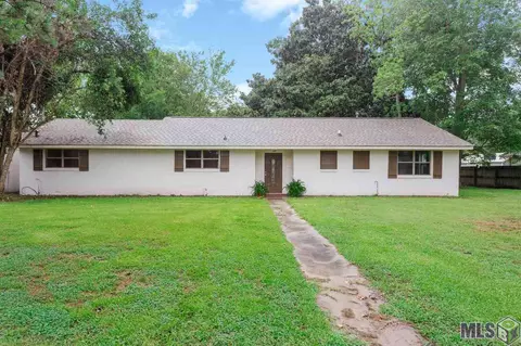438 E Main St, Brusly, LA 70719 photo 1