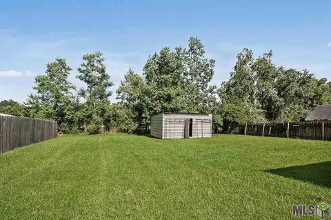 308 Celeste Dr, Baker, LA 70714 photo 8