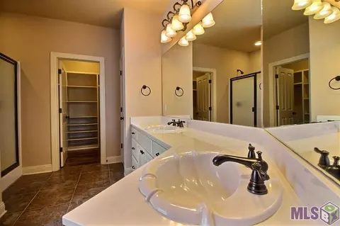 13348 Williamsburg Dr, Walker, LA 70785 photo 15