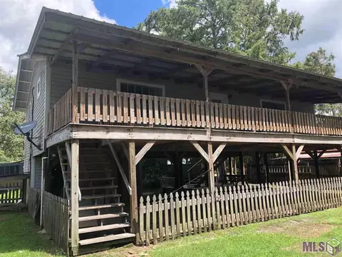 31985 Pats Ln, Springfield, LA 70462 photo 1