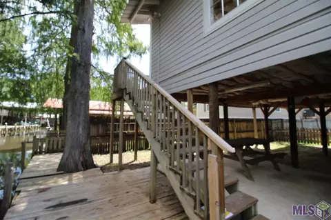 31985 Pats Ln, Springfield, LA 70462 photo 12