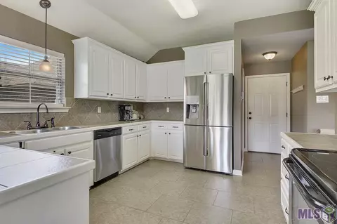 15060 Cross Gate Dr, Walker, LA 70785 photo 6