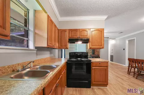 1029 Roman Dr, Baker, LA 70714 photo 4
