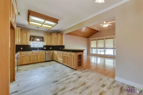 14129 Twelve Oaks Dr, Walker, LA 70785 photo 7