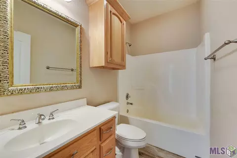 14129 Twelve Oaks Dr, Walker, LA 70785 photo 13