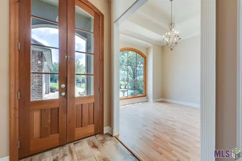 14129 Twelve Oaks Dr, Walker, LA 70785 photo 5