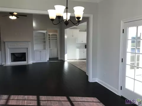 4863 Trial Dr, Addis, LA 70710 photo 2
