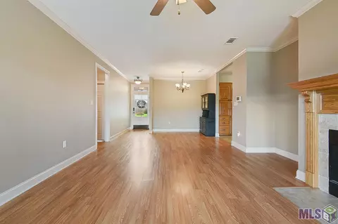 15057 Coldwater Dr, Walker, LA 70785 photo 4