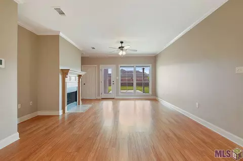15057 Coldwater Dr, Walker, LA 70785 photo 3