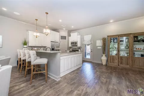 23695 Monarch Pt, Springfield, LA 70462 photo 11