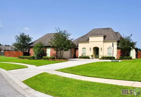 30968 Cambridge Dr, Walker, LA 70785 photo 1