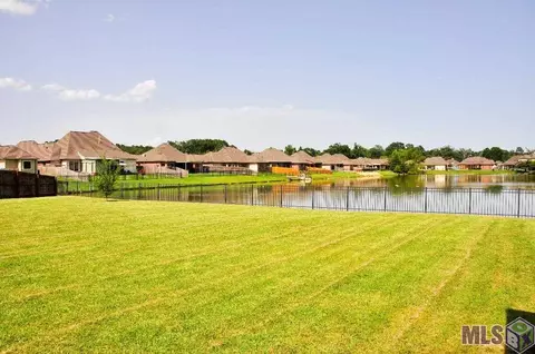 30968 Cambridge Dr, Walker, LA 70785 photo 4