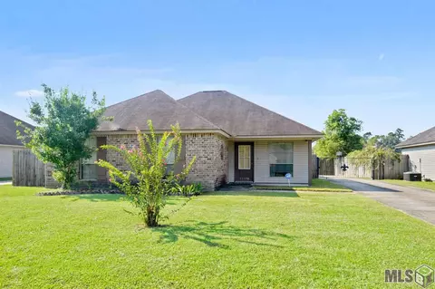 12270 Greenbriar Dr, Walker, LA 70785 photo 1