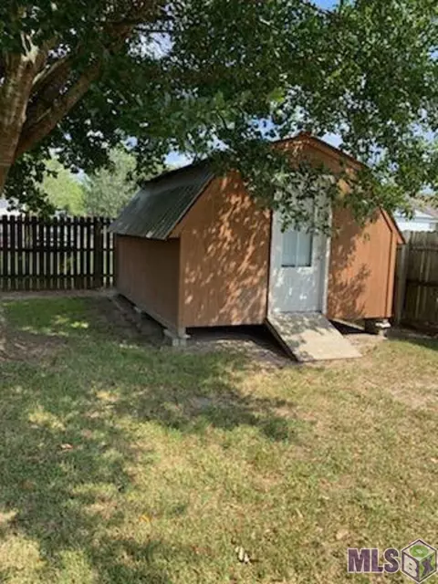 30448 Jo Ann Dr, Walker, LA 70785 photo 9