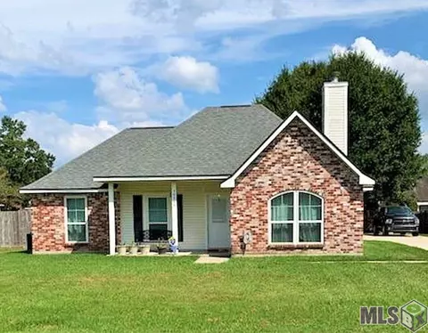 30448 Jo Ann Dr, Walker, LA 70785 photo 1
