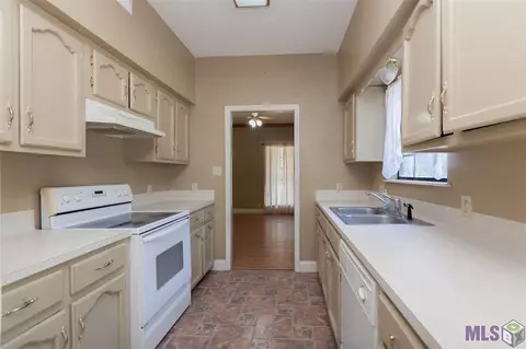 13895 Achord Ln, Walker, LA 70785 photo 12