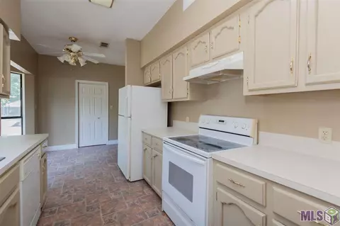 13895 Achord Ln, Walker, LA 70785 photo 11