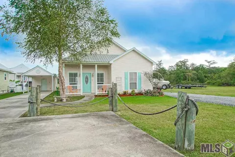 17030 Coles Crk, Springfield, LA 70462 photo 2