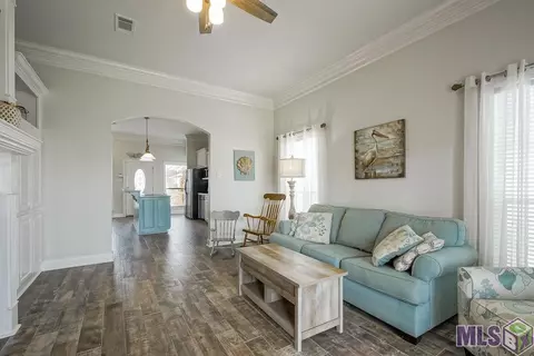 17030 Coles Crk, Springfield, LA 70462 photo 5