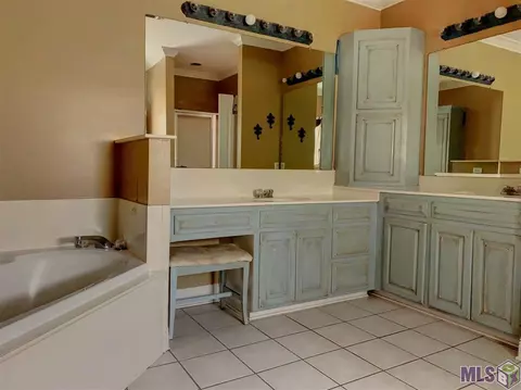 32476 Briarwood Ln, Walker, LA 70785 photo 13