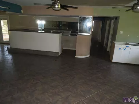 400 Parklan Dr, Baker, LA 70714 photo 8