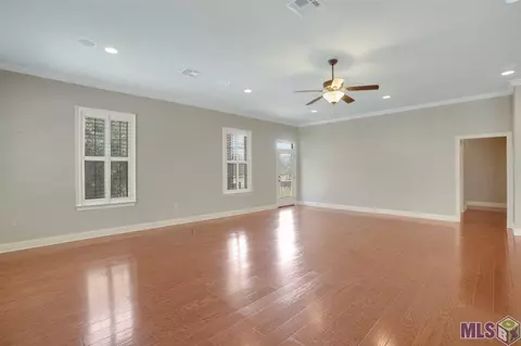 32125 Tiboe Plz, Springfield, LA 70462 photo 6