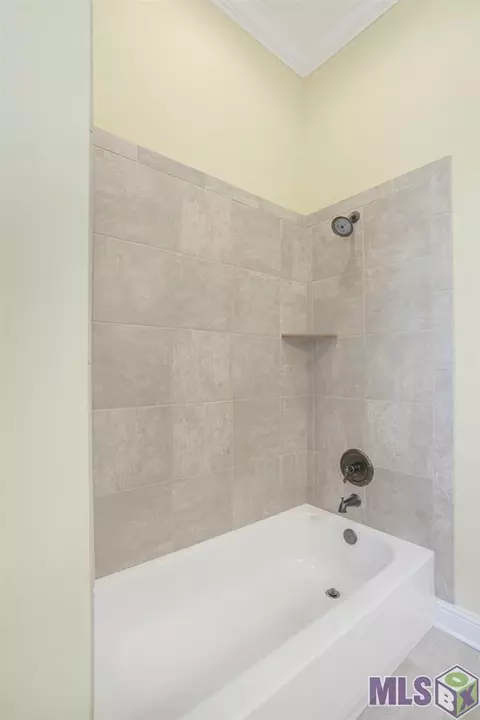 32125 Tiboe Plz, Springfield, LA 70462 photo 17