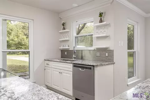 12258 Mockingbird Ln, Walker, LA 70785 photo 4