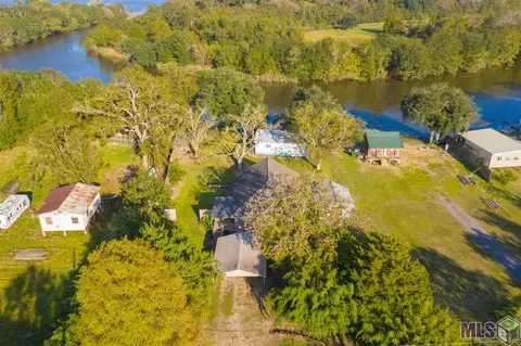 5717 Debuse Rd, Erath, LA 70533 photo 3