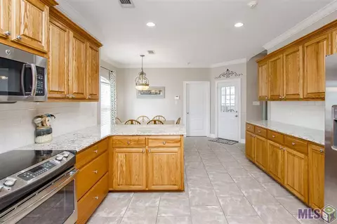 12425 Deerfield Dr, Walker, LA 70785 photo 5