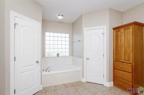 12425 Deerfield Dr, Walker, LA 70785 photo 17