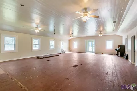 32595 Lower Rome Rd, Springfield, LA 70462 photo 1