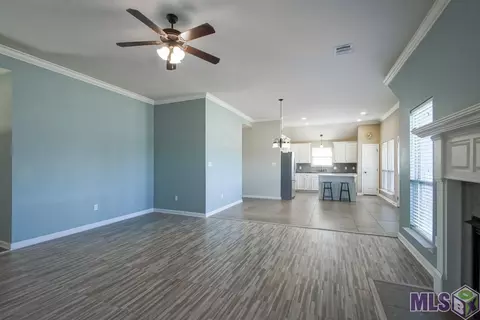 15055 Cross Gate Dr, Walker, LA 70785 photo 6