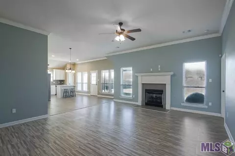 15055 Cross Gate Dr, Walker, LA 70785 photo 5