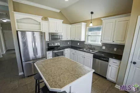 15055 Cross Gate Dr, Walker, LA 70785 photo 9