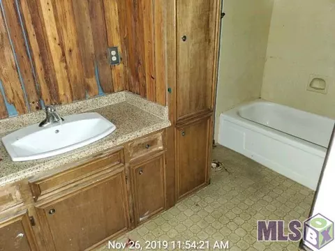 31565 River Pines Dr, Springfield, LA 70462 photo 11