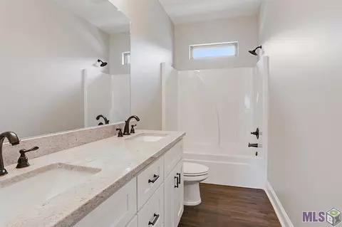 13170 Brian Park Dr, Walker, LA 70785 photo 9