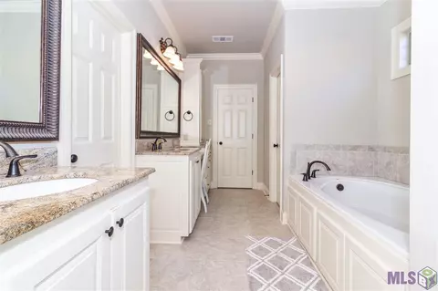 13227 Brookcrest Dr, Walker, LA 70785 photo 15