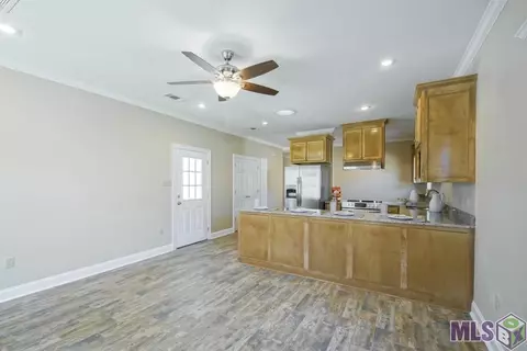 1129 Chemin Dr, Baker, LA 70714 photo 4
