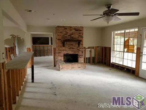 11124 Maxwell Dr, Walker, LA 70785 photo 2