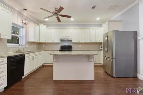 12585 Ina Dr, Walker, LA 70785 photo 3