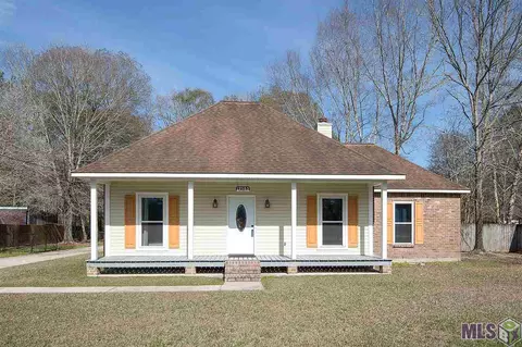 12585 Ina Dr, Walker, LA 70785 photo 1