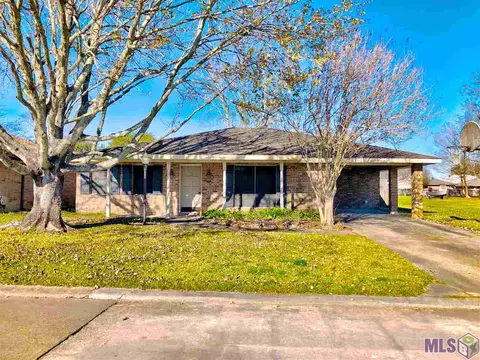 304 Hogan St, Berwick, LA 70342 photo 1
