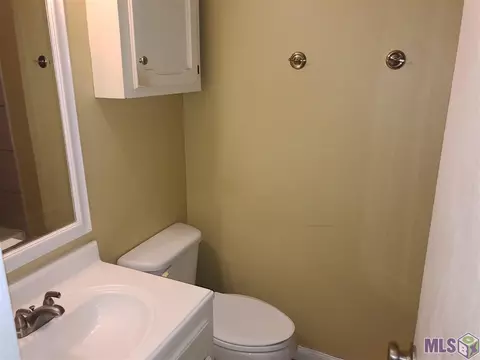 304 Hogan St, Berwick, LA 70342 photo 9