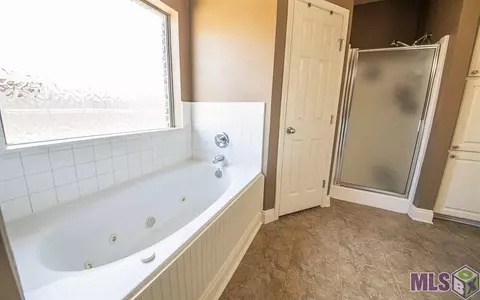 32732 Maci Dr, Walker, LA 70785 photo 7
