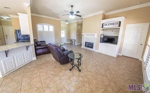 32732 Maci Dr, Walker, LA 70785 photo 4
