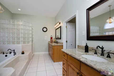 28820 Danielle Ben Dr, Walker, LA 70785 photo 14