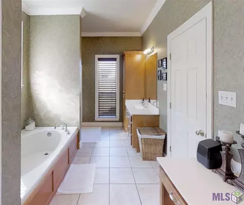 12403 Deerfield Dr, Walker, LA 70785 photo 10